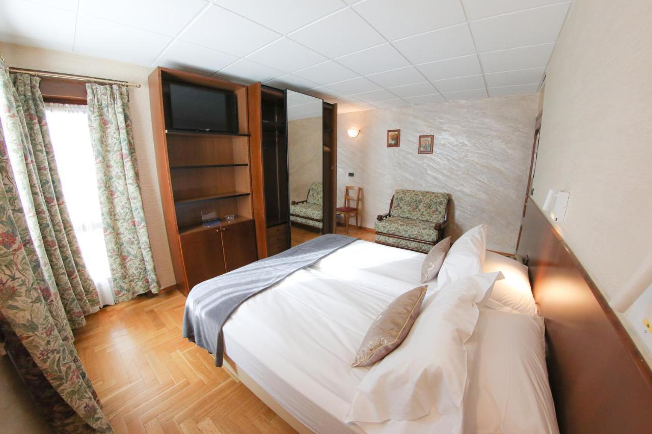 Hotel Sporting Брей-Червиния Экстерьер фото