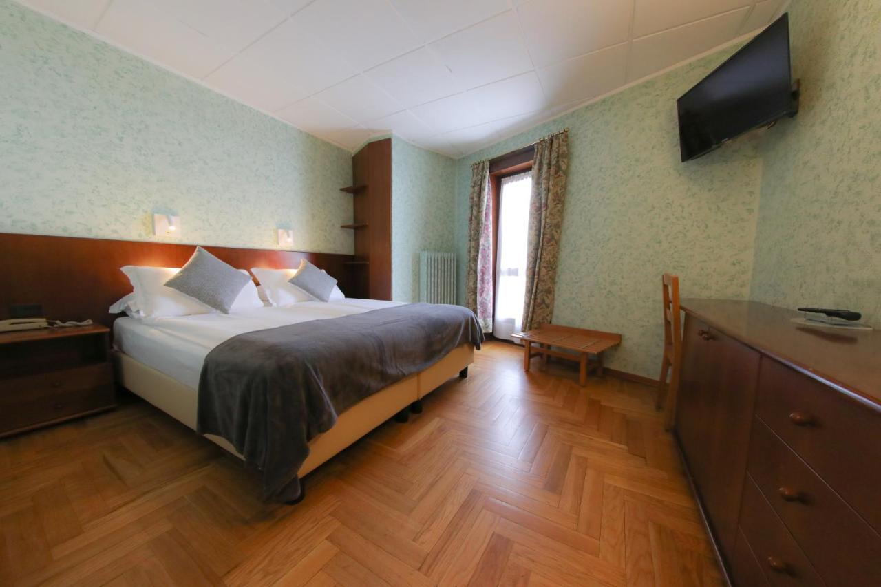 Hotel Sporting Брей-Червиния Экстерьер фото