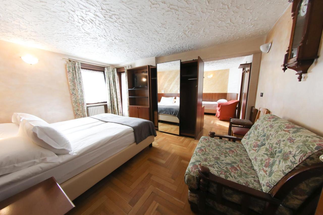 Hotel Sporting Брей-Червиния Экстерьер фото