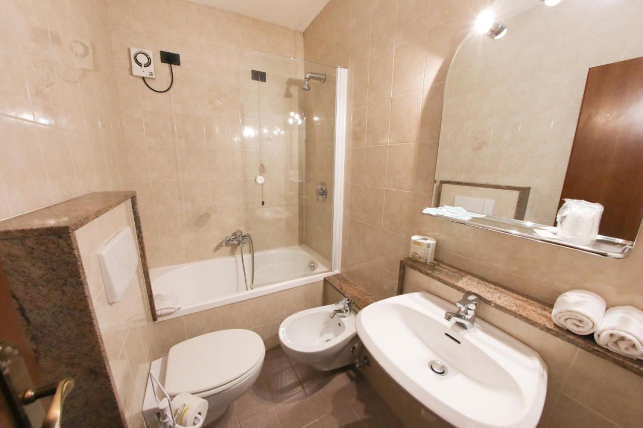 Hotel Sporting Брей-Червиния Экстерьер фото