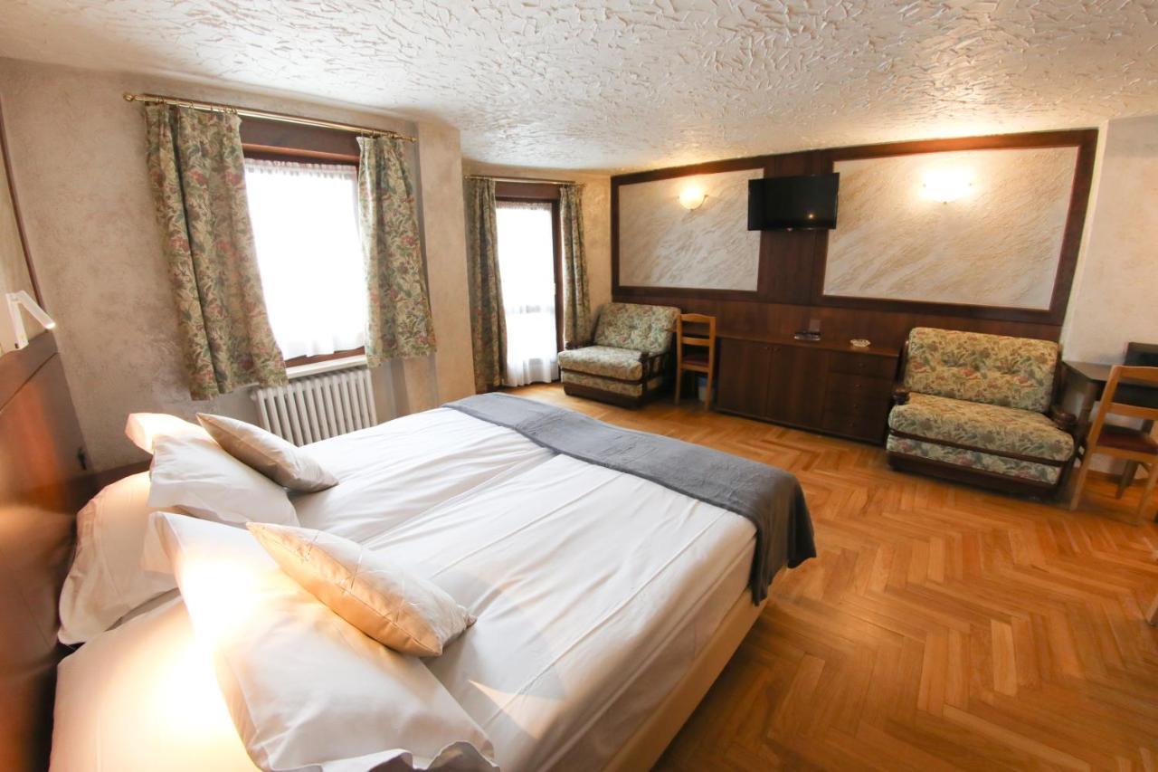 Hotel Sporting Брей-Червиния Экстерьер фото